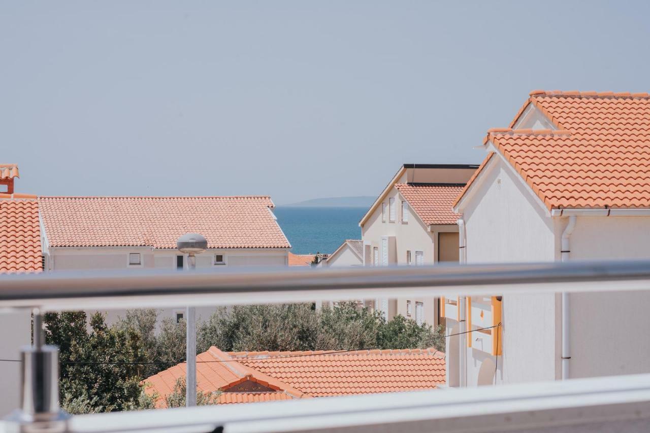 Apartments Pool Villa Aldura Novalja Eksteriør billede